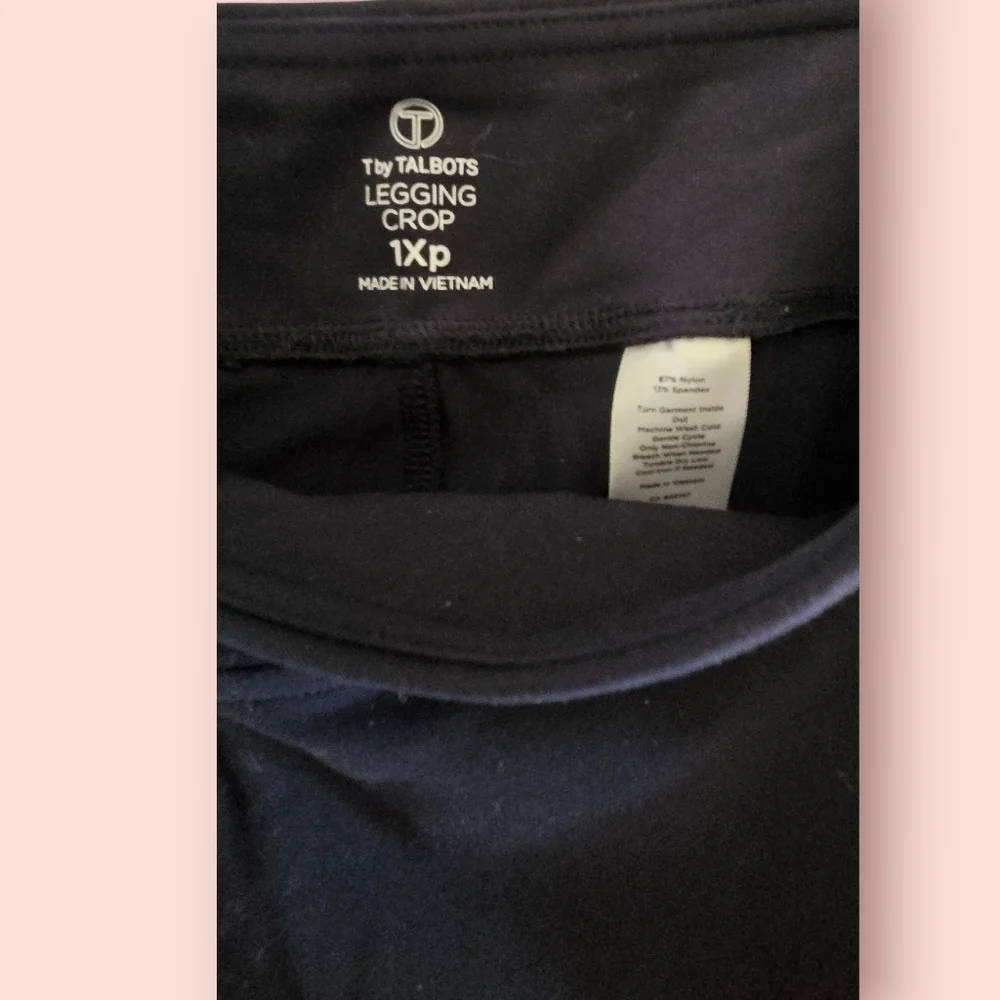 T by Talbots Womens Navy Capri Workout Wear Leggings - Picture 5 of 5